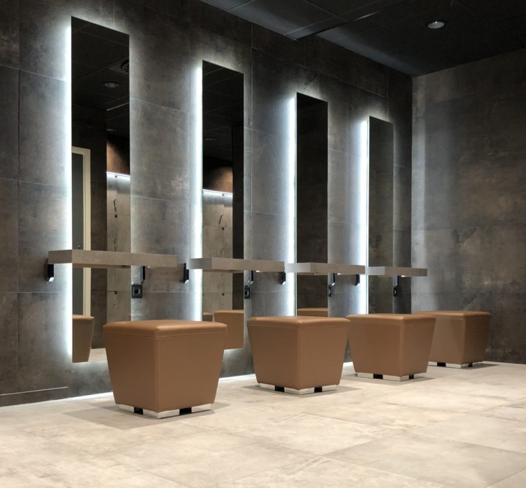 Träna Mer, exklusiva omklädningsrum med wow-känsla och led-belysning