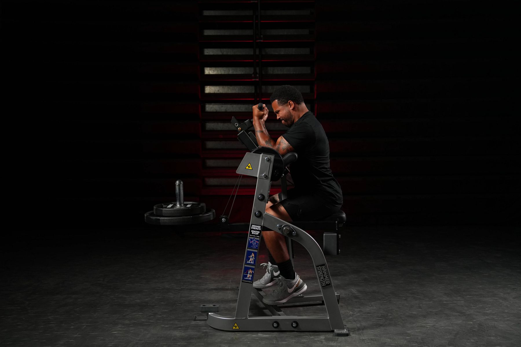 Hammer Strength Plate Loaded Seated Bicep - Bild 3