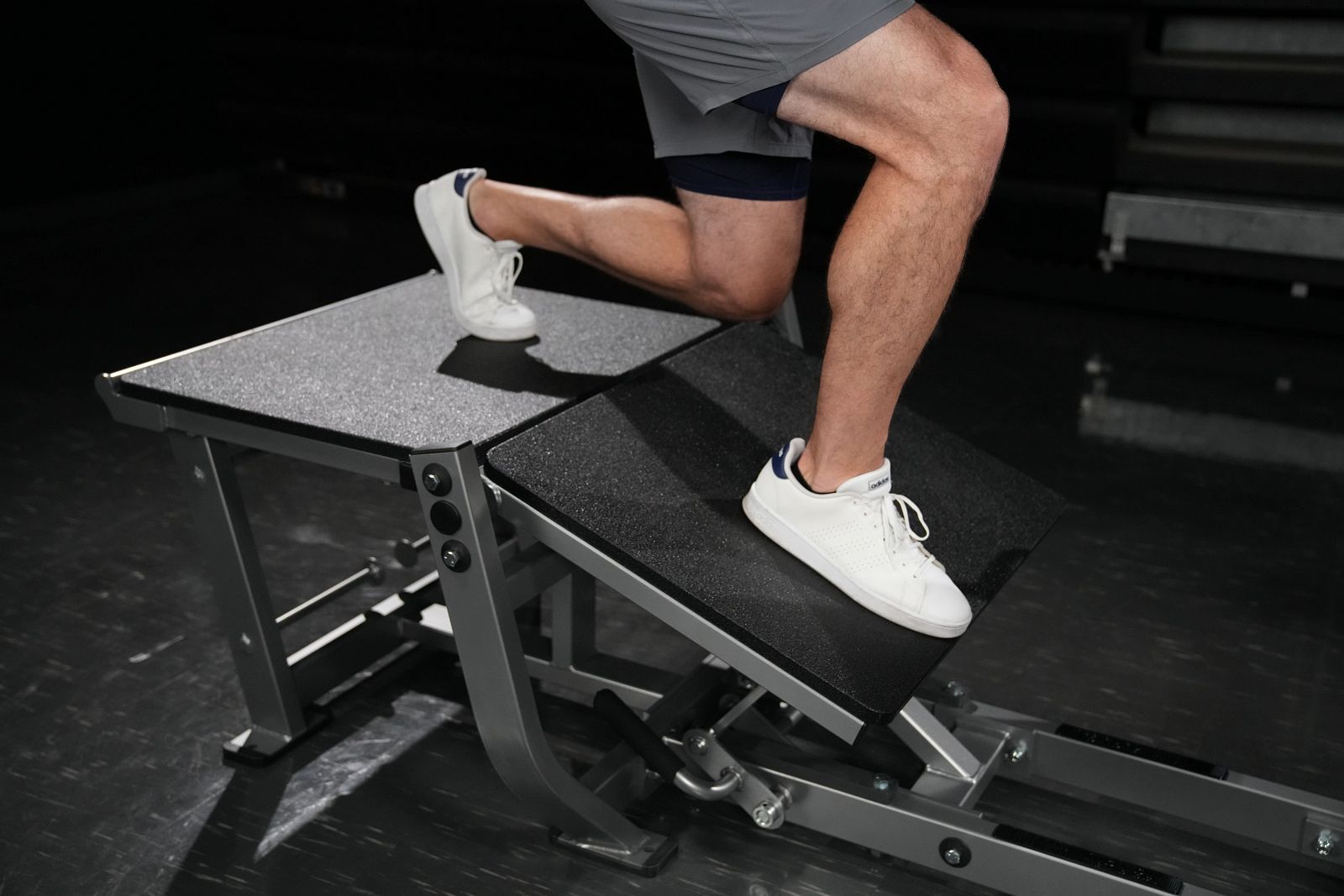 Plate Loaded Reverse V-squat - Bild 8